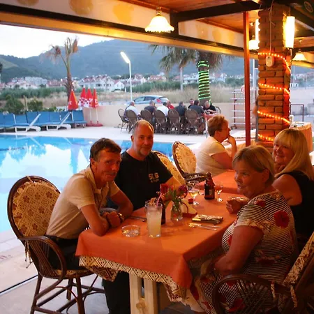 Albatros Apart Otel *